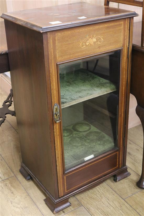 An Edwardian mahogany pedestal music cabinet H.90cm